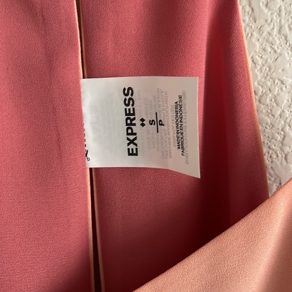 Express Women's Blouse NWT - Picture 2 of 6